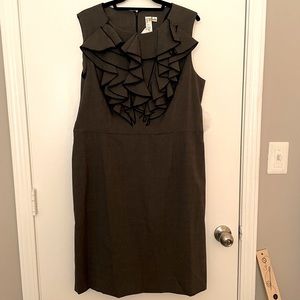 Emma & Michelle Ruffle Front Dress Size 16 NWT